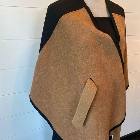 Lulla Collection Shawl Wrap OS - Picture 7 of 11